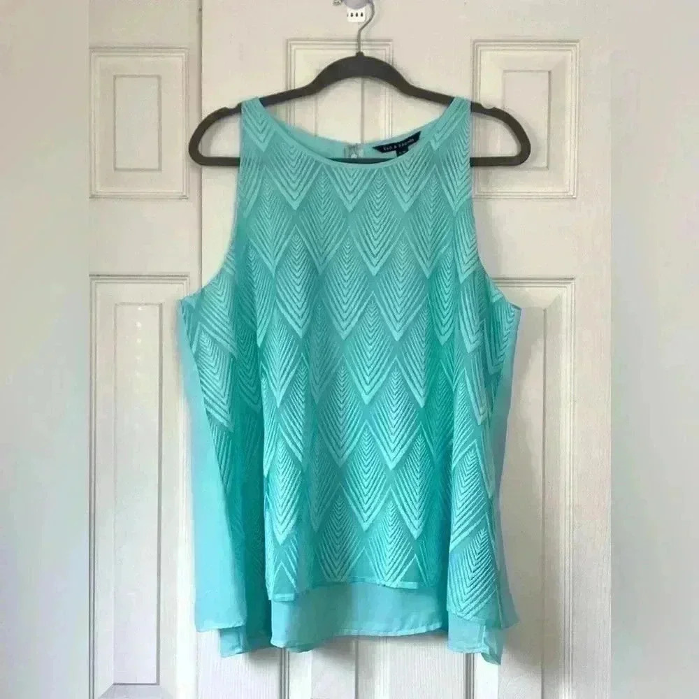 NWT Zac and Rachel tank top Beautiful sky blue tank top with draped back Size XL - Picture 2 of 8